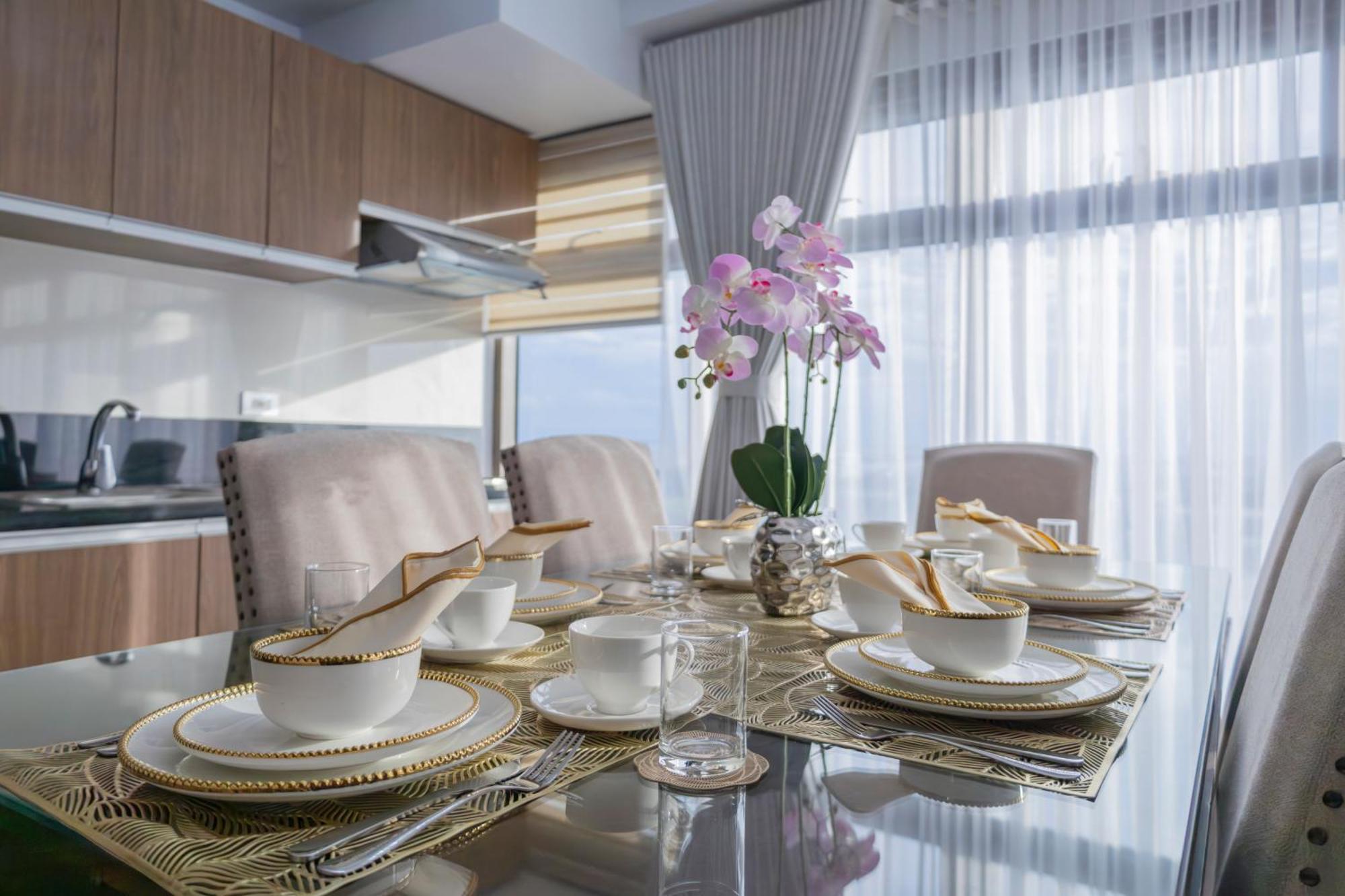 The Radiance Manila Bay Aparthotel Pasay Buitenkant foto